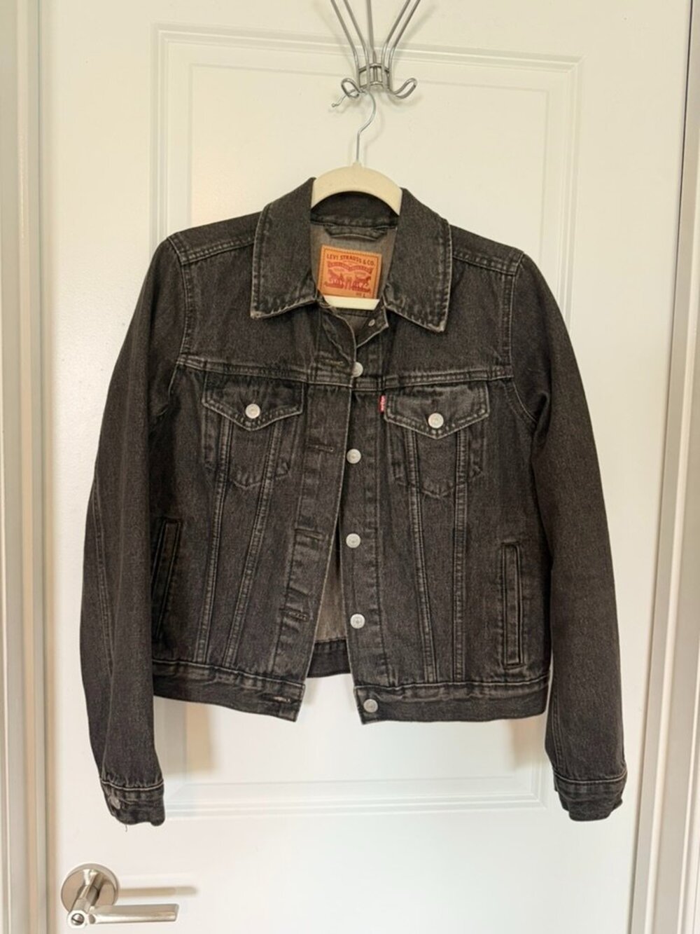 LEVI JEAN JACKET- NEW